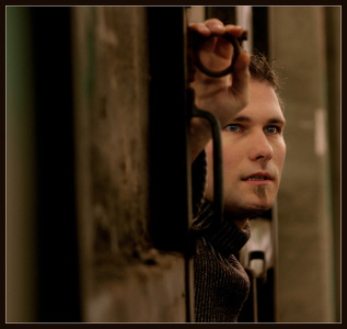 lost-in-thoughts-e6e5b8f8-ee86-4224-9833-c15cb30ed674